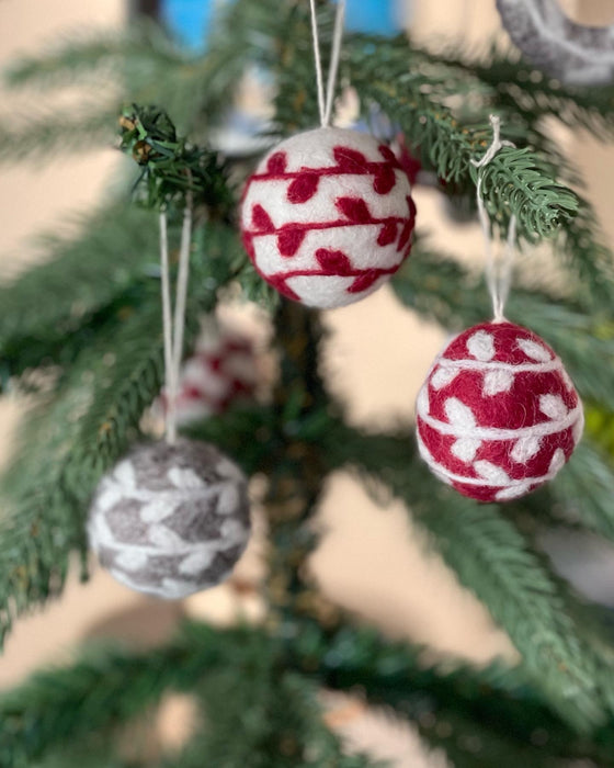Gry & Sif Christmas Hanging Ornaments, Baubles, Set of 3
