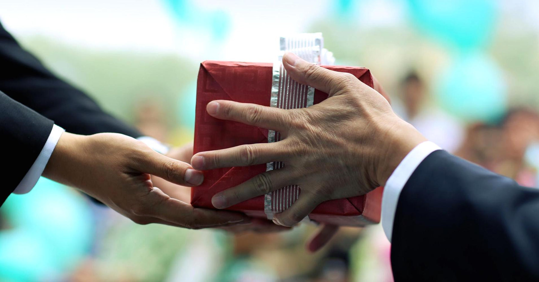 5 Tips to Making Your Business’s Christmas Gift Giving More Effective