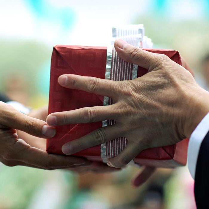 5 Tips to Making Your Business’s Christmas Gift Giving More Effective