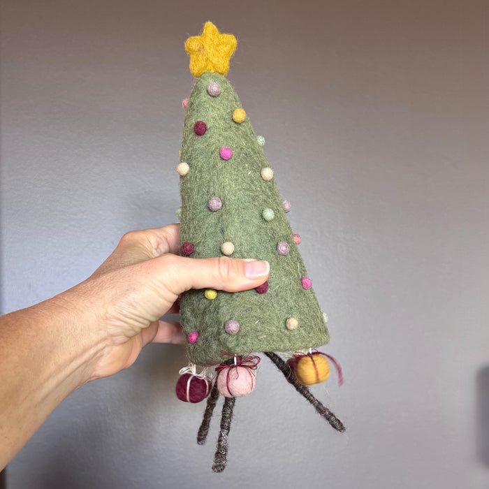 Gry & Sif Classic Christmas Tree Figure with Presents