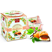 Heindl Marillentaler gift cube with individually wrapped milk chocolates filled with apricot and marzipan.