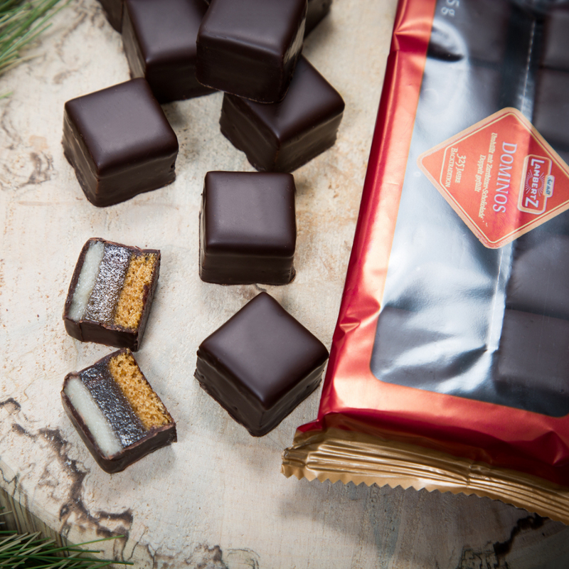 Lambertz Aachener Dominos (Dominosteine) with layers of German gingerbread, fruit jelly, persipan and dark chocolate.