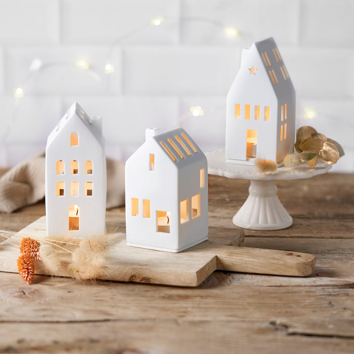 Gingerbread World European Market - Rader Design Stories Porcelain Tealight House 89805