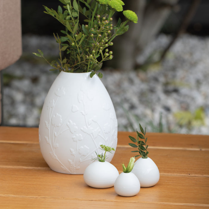 Gingerbread World European Market - Raeder Design Stories Porcelain Flower Vase – Mini White Set of 3 - 16057
