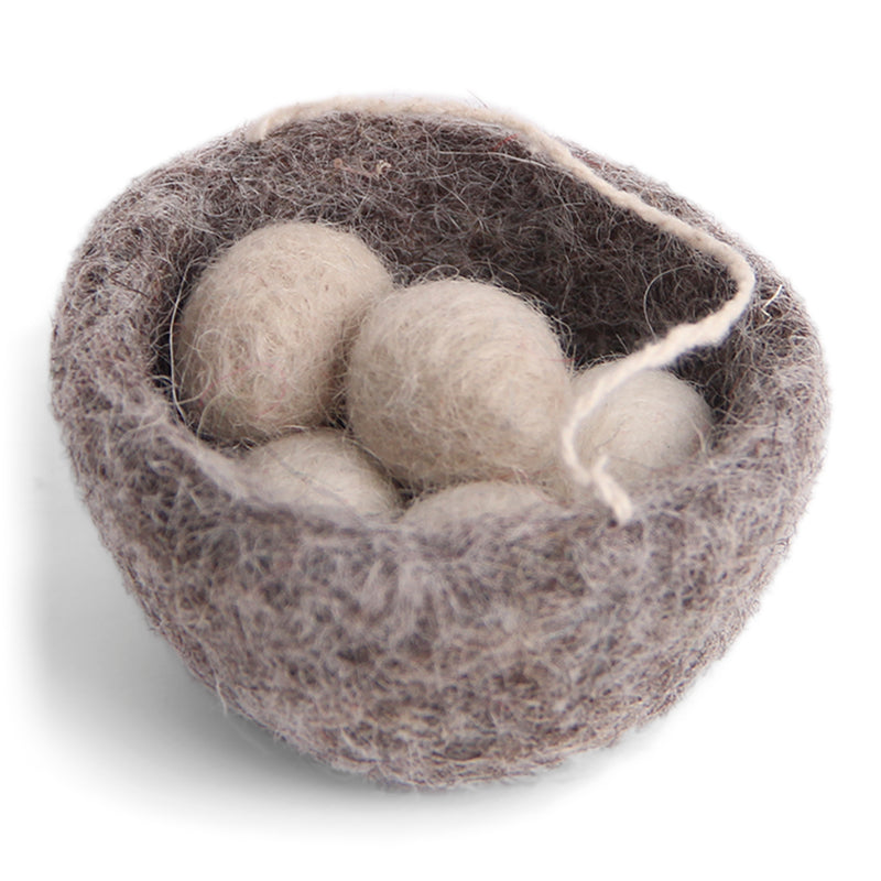 Gingerbread World European Market – En Gry and Sif Felted Wool Uniques – Bird Nest Ornament grey with white eggs - 11111