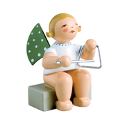 Wendt & Kühn Grünhainichen Angel with Triangle, Sitting handcrafted wooden angel figurine with green wings and eleven white dots, made in Germany 650/16a