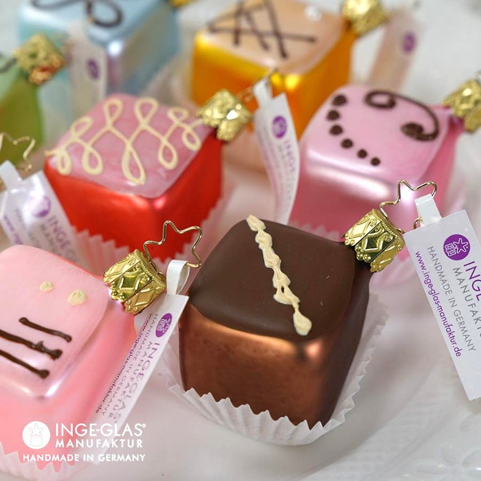 Gingerbread World European Christmas - Inge-Glas Manufaktur Blown Glass Ornament - Petit Four Ornaments