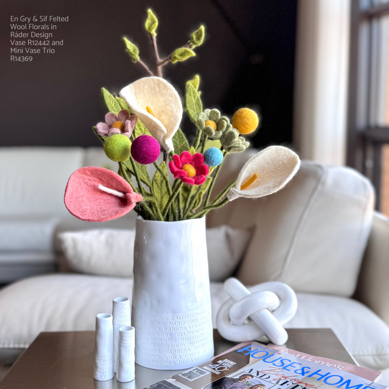 Gingerbread World European Market - En Gry and Sif Felted Wool Florals and Rader Design Vases
