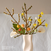 Gingerbread World European Market - En Gry and Sif Felted Wool Forever Flowers - Bouquet with Lily Dot Flowers and Berry Branches