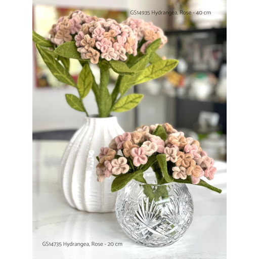 Gingerbread World European Market - En Gry and Sif Felted Wool Forever Flowers - Hydrangea Flowers 