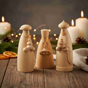 Seiffener Volkskunst Schalling Nativity Scene Wise Men set with three handcrafted wooden kings carrying traditional gifts, made in Seiffen, Germany.