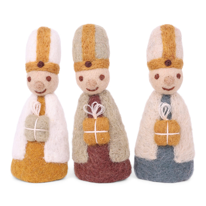 Gingerbread World Gry and Sif Denmark - Felted Wool Nativity Set with Stable and Figures 10024