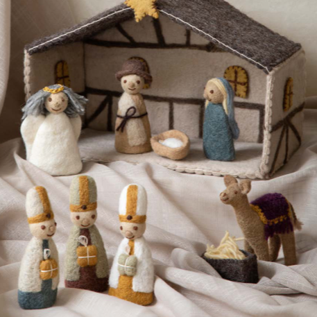Gry & Sif Felted Wool Nativity Play Set – 10-Piece Starter Scene