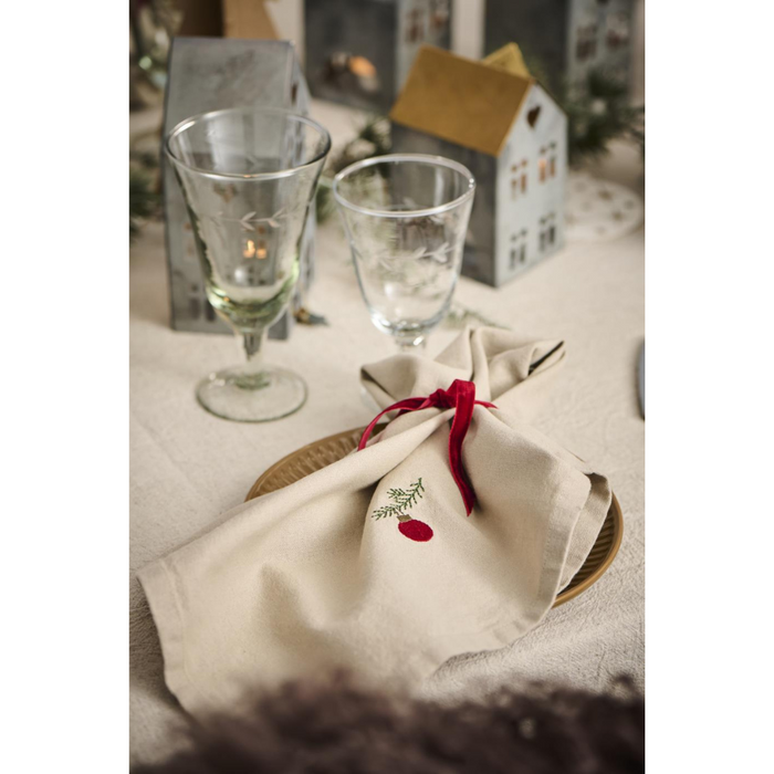 Gingerbread World IB Laursen Denmark – Linen Table Napkin with Christmas ornament on spruce twig 6321-76v
