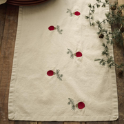 Gingerbread World IB Laursen Denmark – Linen Table Runner with Christmas ornament on spruce twig 6340-76