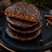 Gingerbread World Lebkuchen Schmidt Lebkukchen of the Year 2020 Plum Cinnamon Elise 61248