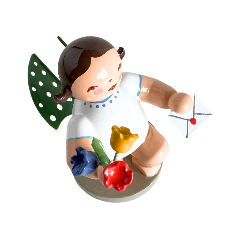 Gingerbread World Wendt und Kuehn - Angel with Letter and Flowers Kneeling 650-153 - dark hair