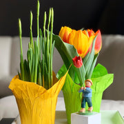Gingerbread World Wendt Kuehn Blumenkinder - Boy with Tulip 5248-23