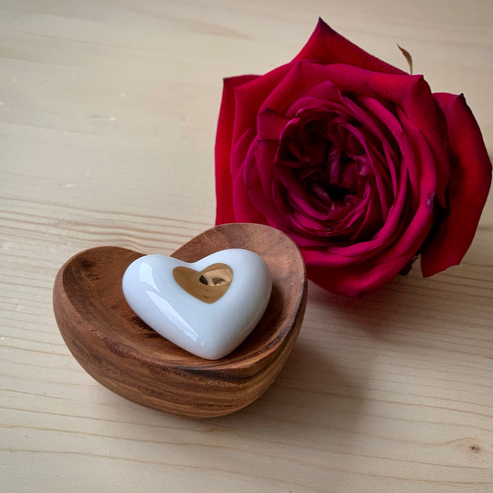 European Ware Haus Waldfabrik Canada Heart Shaped Wooden Bowl WF5427