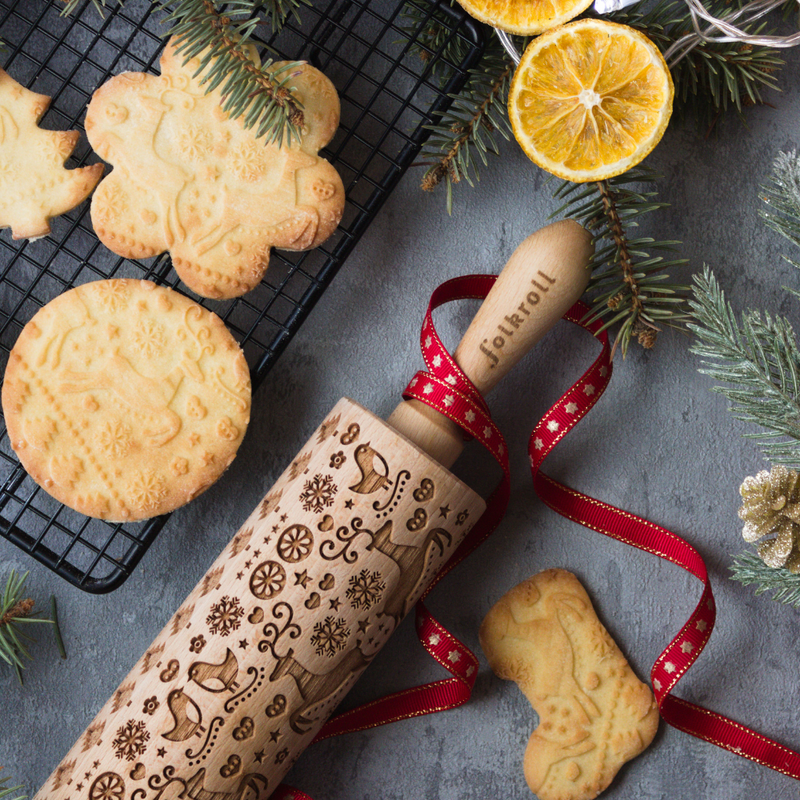 Gingerbread World German Christmas Market - Folkroll Engraved Rolling Pin - Christmas Reindeer - Junior