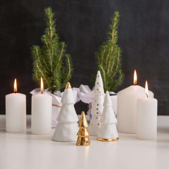 Gingerbread World Christmas Market - Raeder Design Ceramic Tree Ornament Set - White with Gold Metallic 