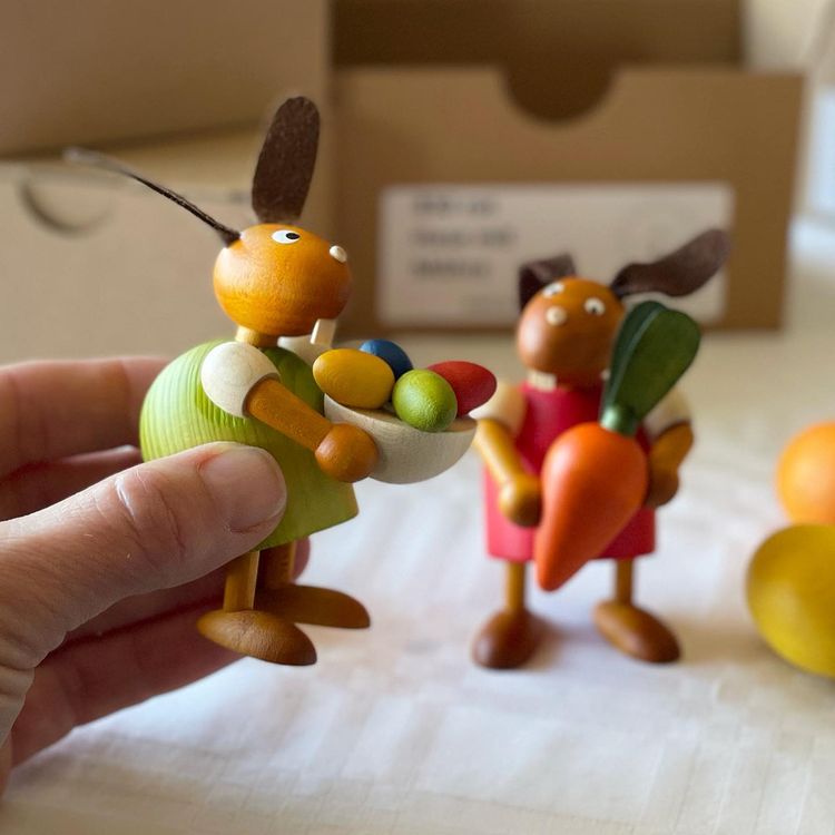 Gingerbread World Drechslerei Martin Wooden Easter Bunny Figure with Easter Nest
