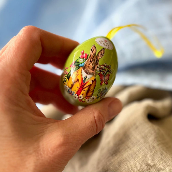 Confiserie Heidel Easter Nostalgia Small Egg-Shaped Tin