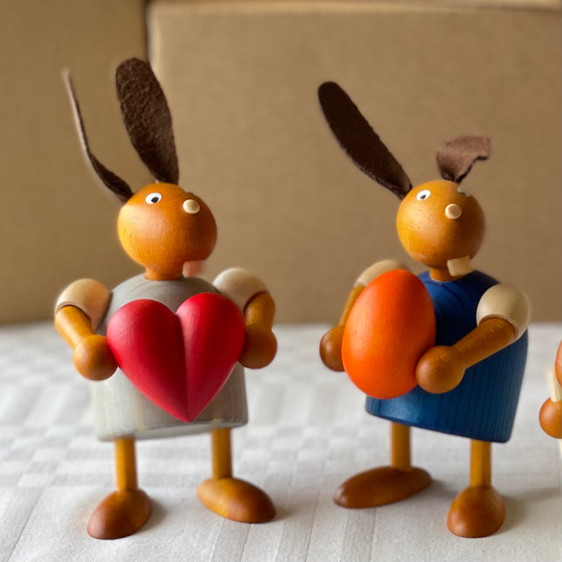 Gingerbread World Drechslerei Martin Wooden Easter Bunny Figures Handmade in Germany Erzgebirge