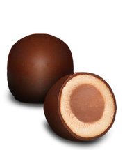 Victor Schmidt Mozart Kugeln gift box with 18 authentic Austrian Mozart Balls made with marzipan, hazelnut nougat and chocolate.